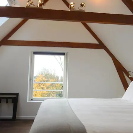 Bed & Breakfast Bnb Funny Granny *